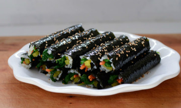 Kimbap mini nhanh gọn