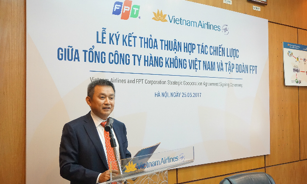 Phó TGĐ Vietnam Airlines Dương Trí Thành  ĐỒng hành cùng với sự phát triển của VNA là sự hợp tác chặt chẽ của FPT, đói tác có năng lực và kinh nghiê