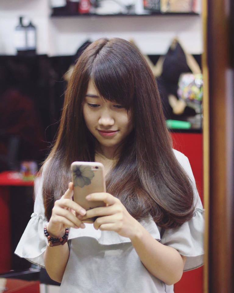 <p> Bùi Mai Nữ Trúc, nhân viên Sendo.vn HCM, khác lạ với mái tóc mới.</p>