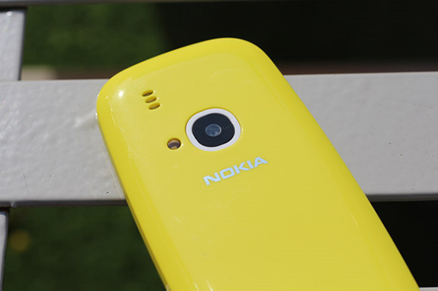 Camera của Nokia 3310 còn được trang bị thêm đèn flash.