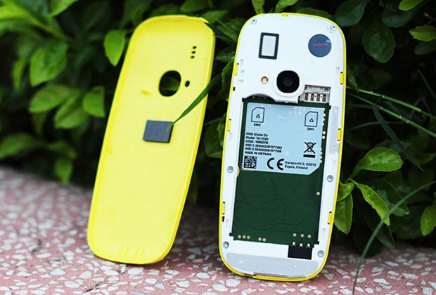 Nokia 3310 được trang bị 2 sim (micro sim) và một khe cắm thẻ nhớ micro SD. Đây là một sự cải tiến so với phiên bản năm 2000. Trong máy có ghi dòng chữ Made in Viet Nam. Những chiếc điện thoại này được sản xuất tại nhà máy của FIH Mobile ở Bắc Ninh (FIH Mobile là công ty con của Foxconn). Nhà máy này vốn trước đây thuộc sở hữu của Microsoft Mobile. Sau khi bán lại quyền sử dụng thương hiệu Nokia cho HMD Global, Microsoft Mobile cũng bán lại nhà máy cho FIH Mobile.