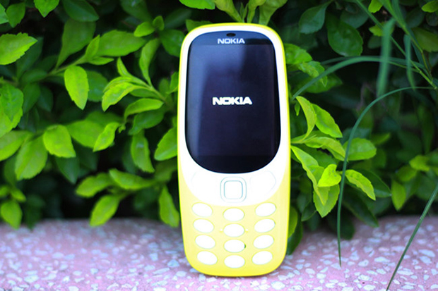 Khi khởi động, điện thoại xuất hiện logo Nokia, không còn logo hai bàn tay chạm vào nhau với slogan Connecting People như phiên bản cũ.