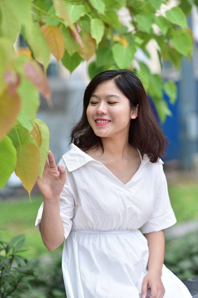 <div style="text-align:justify;"> Ảnh đại diện của cô nàng Hán Lê Na, nhân viên mới của Ban Văn hóa - Đoàn thể FPT, nhận được 218 lượt thích trên Facebook.</div>