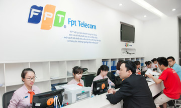 FPT Telecom chuẩn hóa quầy giao dịch