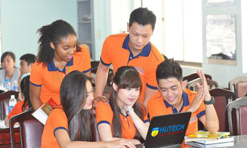 FPT Software trao chứng chỉ GST cho 54 sinh viên HUTECH