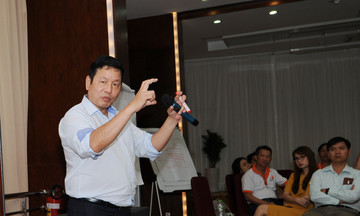 Khen thô, quản lý FPT bị Chủ tịch Trương Gia Bình trừ điểm