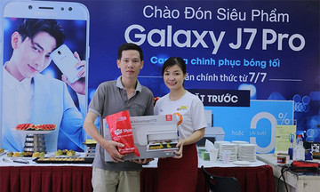 Hơn 5.500 đơn hàng đặt mua trước Galaxy J7 Pro