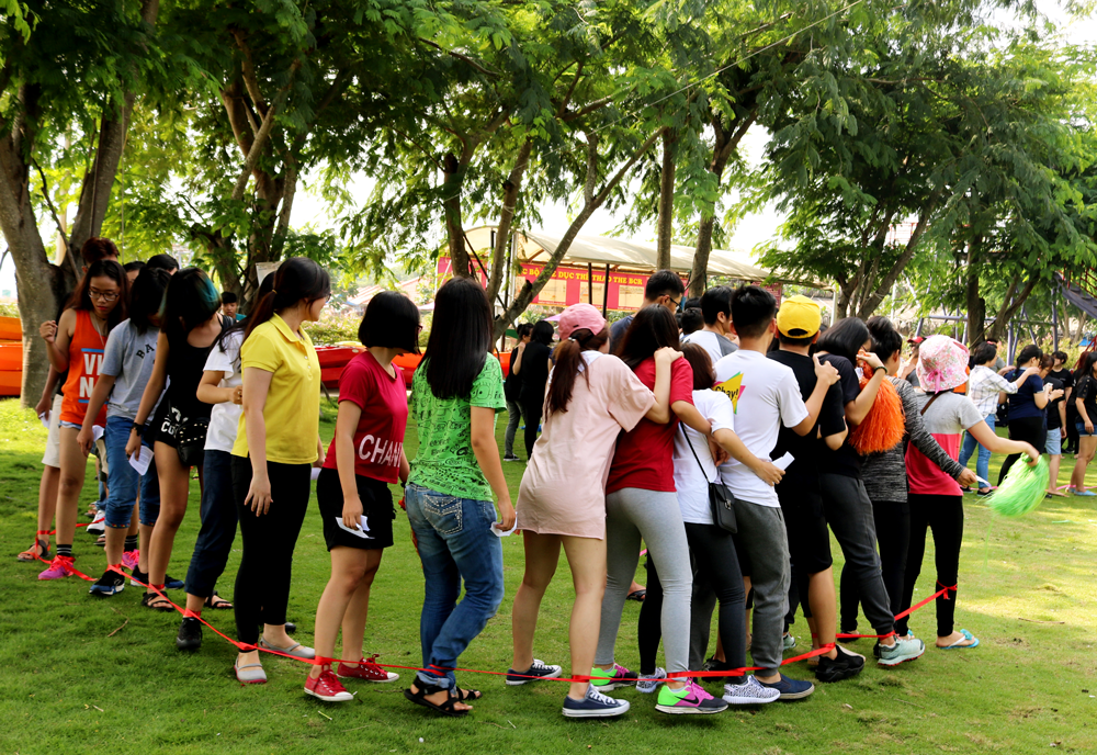 <p class="Normal"> Theo "truyền thống", sau lễ khai giảng, sinh viên sẽ tham gia chương trình teambuilding, giúp gắn kết bạn bè trước khi có khoảng thời gian học tập tại Greenwich Việt Nam. </p>