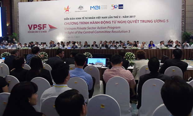 Thủ tướng Nguyễn Xuân Phúc đã chủ trì phiên toàn thể Diễn đàn Kinh tế tư nhân Việt Nam (VPSF) lần thứ 2