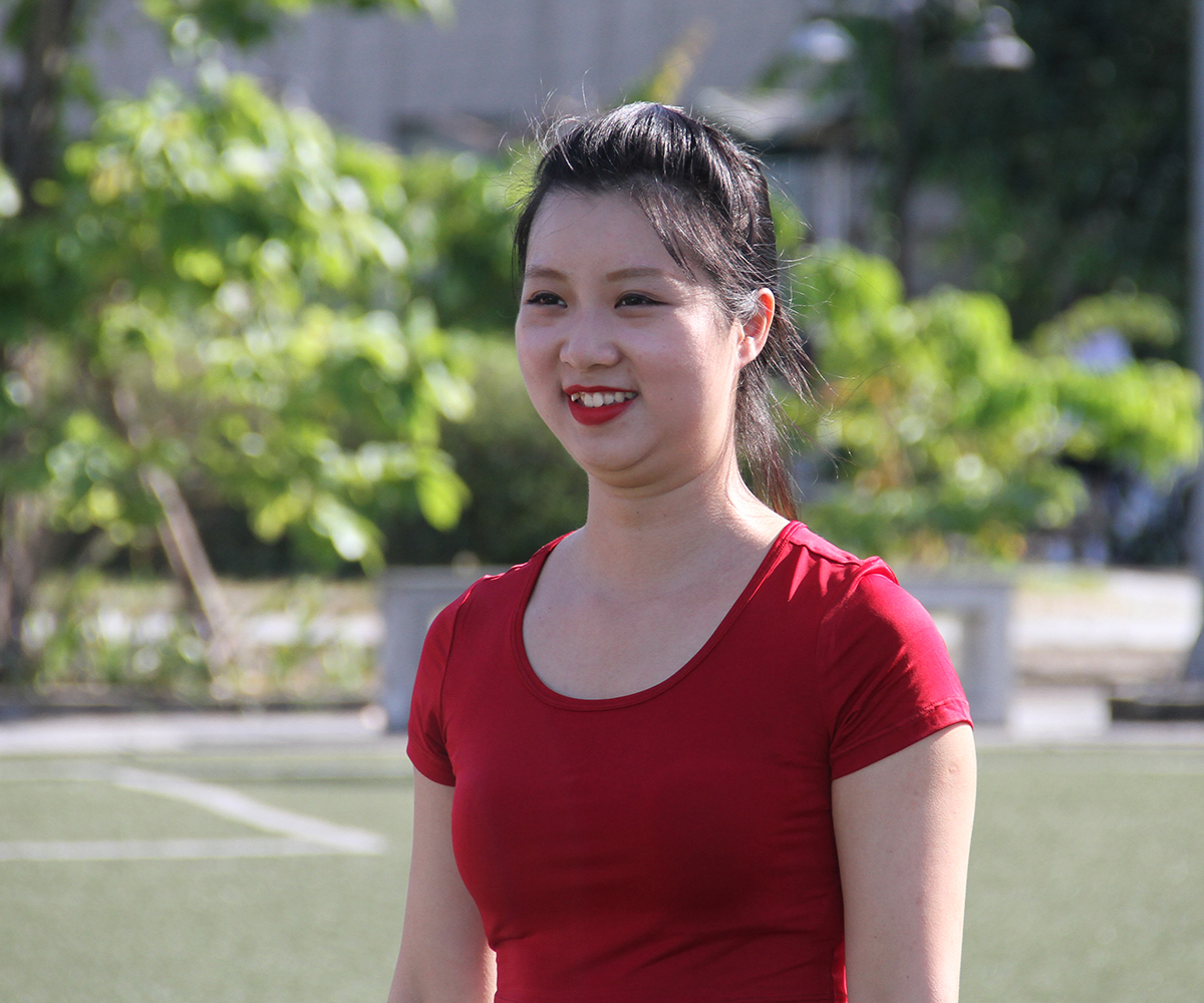<p> Phần lớn nữ cầu thủ Hà Nội đều hồn nhiên khi thi đấu trên sân. </p>