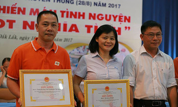 FPT Polytechnic Tây Nguyên nhận giấy khen về công tác hiến máu