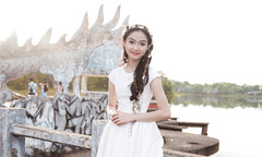 Vẻ đẹp của nữ sinh xứ Huế