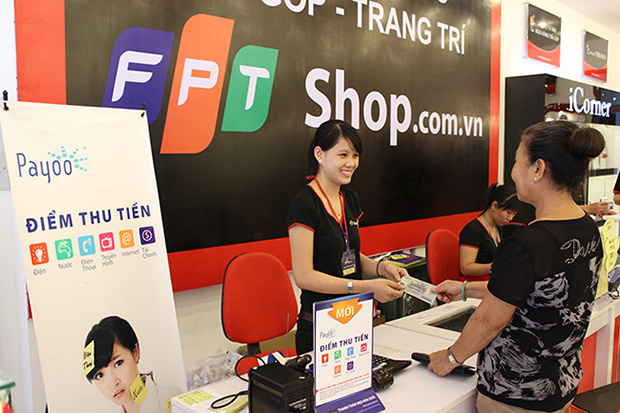 FPT Retail đạt doanh thu thuần 6.355 tỷ đồng, tăng trưởng 31% so với cùng kỳ năm ngoái.