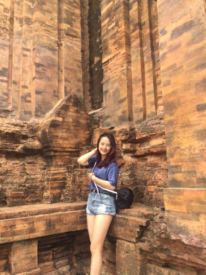<p class="Normal"> Trang thích đi du lịch, gặp gỡ bạn bè, nghe nhạc mỗi khi có thời gian rảnh. Cô tâm niệm: "Thay đổi tư duy là thay đổi cuộc sống".</p>