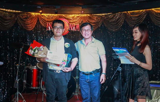 Trước khi trở thành quán quân năm nay, Lộc đã “lỡ duyên” với FAI Idol từ vòng loại năm ngoái. Vì thế, với Lộc giải thưởng có ý nghĩa hơn nhiều lần.
