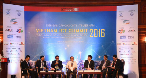 Diễn đàn Cấp cao CNTT-TT Việt Nam (Vietnam ICT Summit) là chương trình thường niên do Hiệp hội Phần mềm và Dịch vụ CNTT Việt Nam (VINASA) tổ chức, dự kiến thu hút trên 500 đại biểu và khách tham dự.