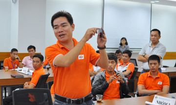Sếp FPT Telecom Sài Gòn đồng loạt thưởng ‘Post chuẩn’