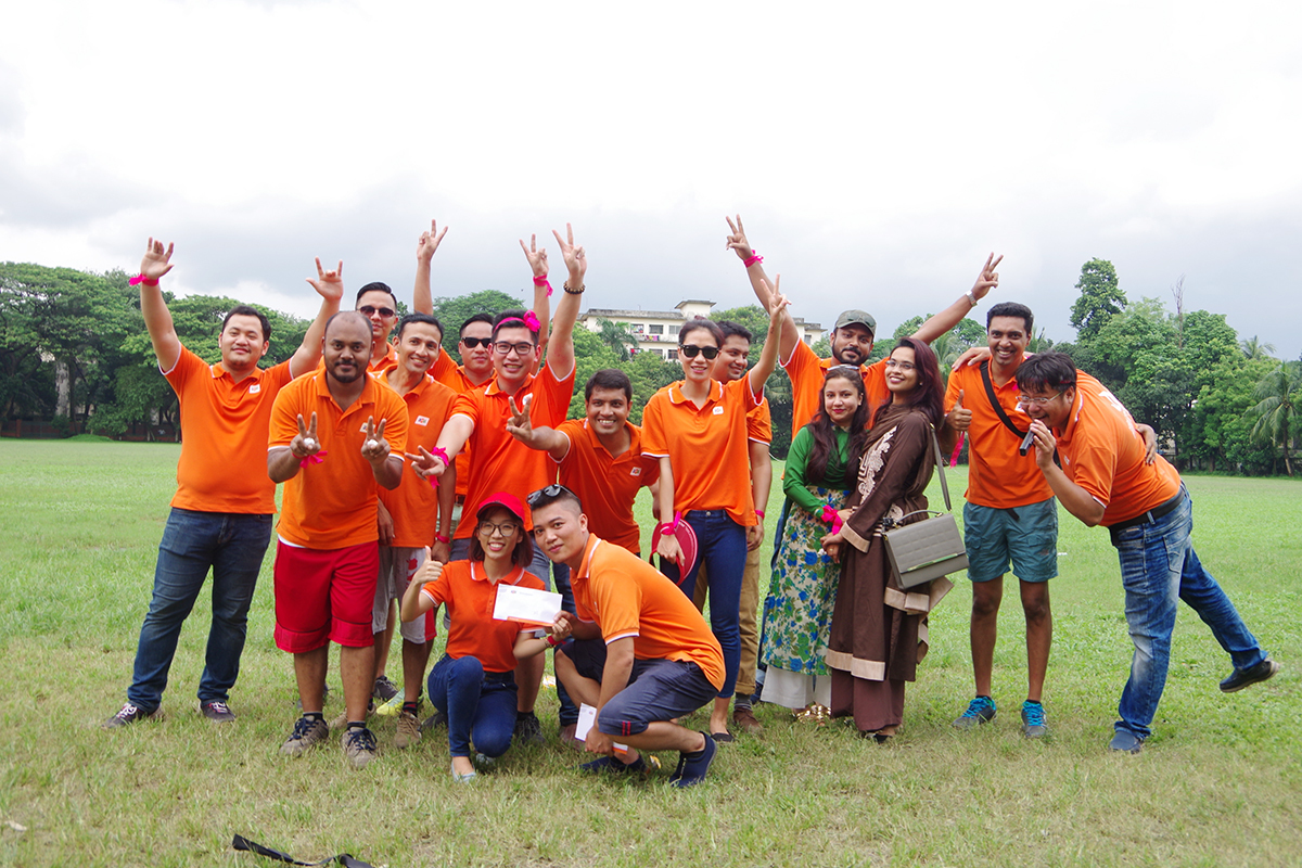 <p> Luôn áp đảo liên tiếp ở các trò chơi, đội IVAS đã giành chiến thắng chung cuộc tại Olympic FIS Bangladesh 2017.</p> <p> Sự kiện chưa có tiền lệ này được tổ chức không chỉ với mục đích đưa cộng đồng người Hệ thống tại Bangladesh xích lại gần nhau, mà còn là sự tri ân, động viên của FPT IS đến với các CBNV onsite đang làm việc tại "xứ Băng".</p>