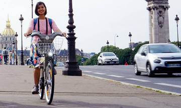 Đạp xe quanh Paris trong tiết trời thu