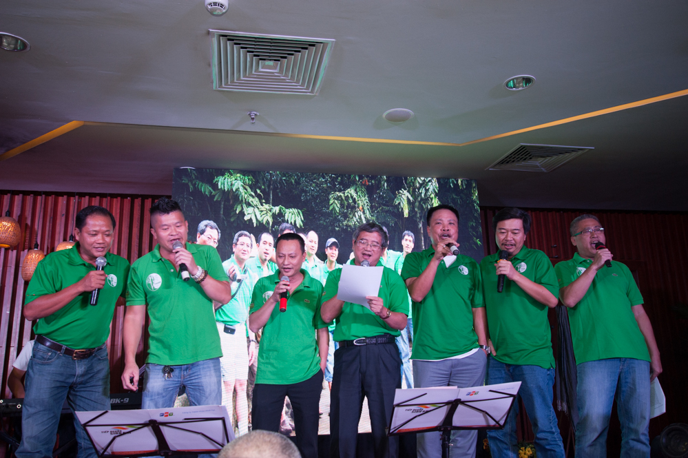 <p> "Tre xanh" vì anh Hưng mà phá bang quy, xuất hiện trước quần hùng, hát ủng hộ đêm diễn. </p>