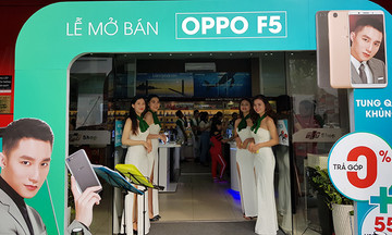 Sau F1s, FPT Shop tiếp tục 'bội thu' với Oppo F5