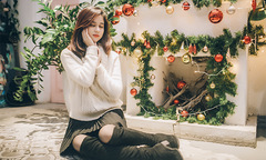 Bóng hồng FPT IS xinh đẹp đón Giáng sinh