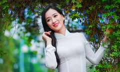 Hoa khôi Duyên dáng Áo dài 2017 tỏa nắng tại F-Ville