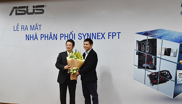 Bắt đầu từ tháng 1/2018, các sản phẩm linh kiện ASUS chính hãng được Synnex FPT phân phối tại thị trường Việt Nam.