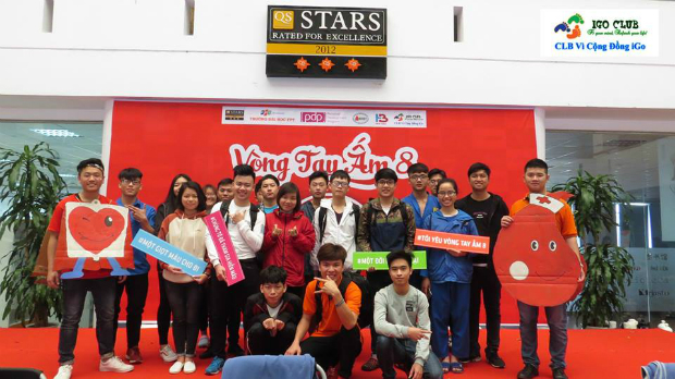 "Vòng tay ấm" đã trở thành ngày hội hiến máu thường niên của sinh viên FPT Hà Nội sau 8 năm liên tiếp được tổ chức.
