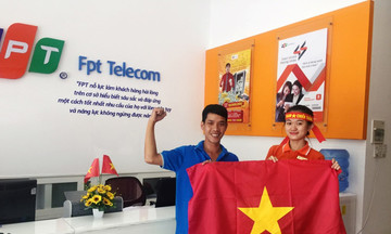 FPT Telecom tặng 13.000 lá cờ cổ vũ U23 Việt Nam