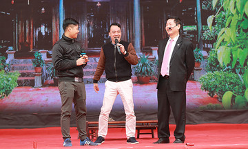 Đóng vai 'ông trẻ' Chủ tịch FPT, Thọ 'Vẩu' được thưởng ngay 100 USD