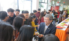 CEO Bùi Quang Ngọc: 'FPT Education - Mê - Phân - Phát'