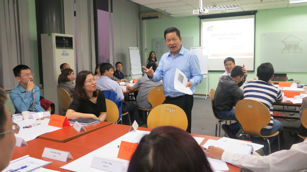 Anh Trương Gia Bình, Chủ tịch FPT, người đứng lớp buổi học đầu tiên của MiniMBA khóa 38 đã truyền rất nhiều cảm hứng cho các học viên với những chia sẻ thú vị và bổ ích.