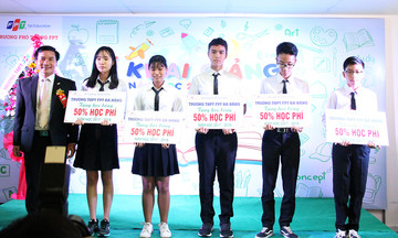 FPT School Đà Nẵng trao học bổng gần 1 tỷ đồng
