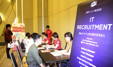 Gần 90 ứng viên phỏng vấn tìm kiếm cơ hội đi Nhật