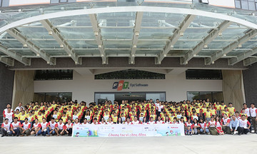 230 học sinh miền Trung trải nghiệm FPT Complex
