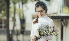 Vẻ đẹp duyên dáng của nữ nhân viên FPT