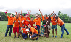 Những người rất trẻ ở Dhaka