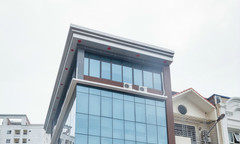 Nàng và Sờ Vịt (FIS SERVICE)