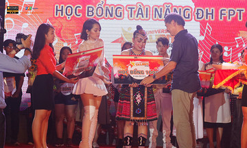 Hóa thân Bích Phương, nữ sinh Thái Nguyên giành quán quân FPT University Talent 2018