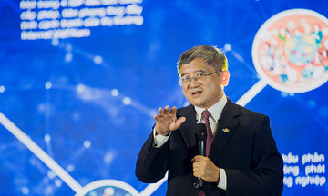 CEO Bùi Quang Ngọc 'tiết lộ' nhiều bí mật của FPT