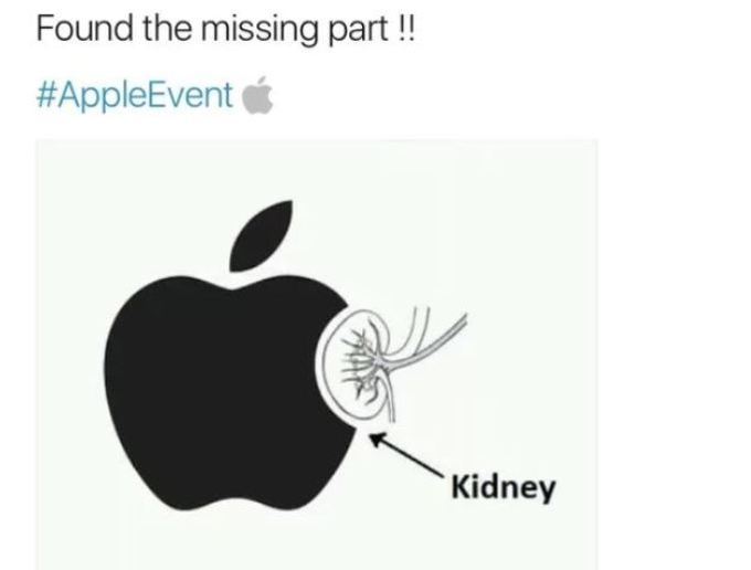 <p class="Normal" style="text-align:justify;"> Theo dân mạng, phần khuyết trên quả táo của Apple đã được tìm ra, đó chính là... quả thận của người dùng.</p>