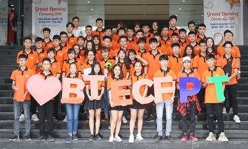 Về 'Nhà mới', 300 tân sinh viên BTEC FPT háo hức đón khai giảng