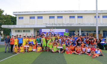 Học sinh THPT sôi động cùng giải bóng đá BTEC FPT