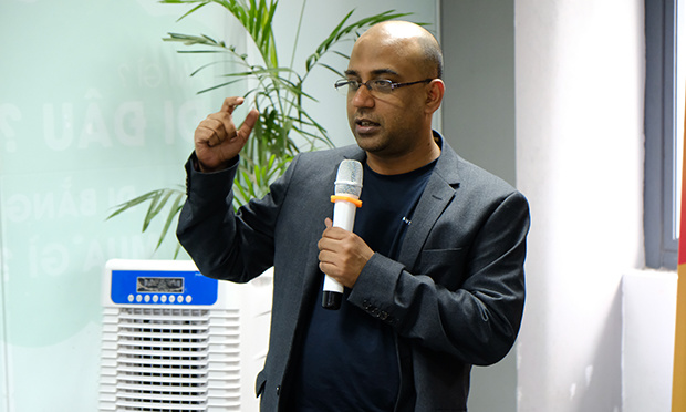 <p> Kỹ sư giải pháp Parijat Mishra của AWS trình bày về Containerisation & DevOps, xây dựng ứng dụng web hiện đại với Fargate & Python/ Fargate &.Net Core 2.1. </p>