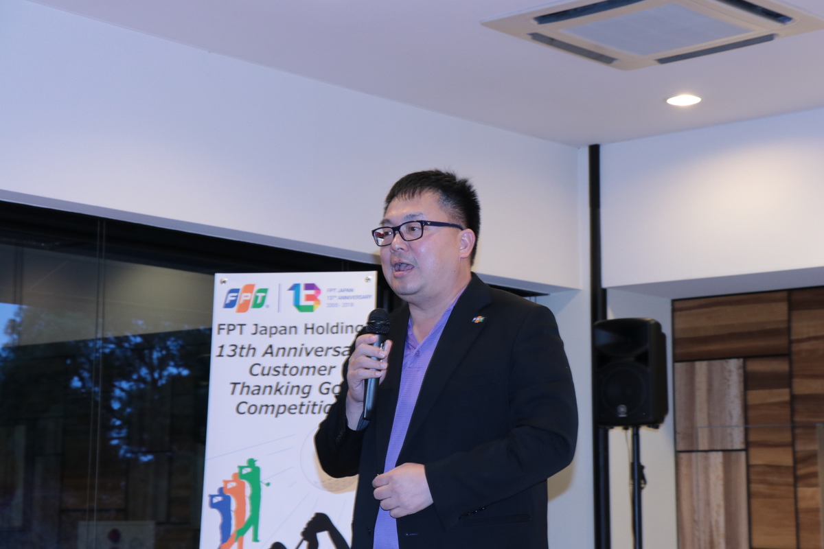 <p> Chủ tịch FPT Software Hoàng Nam Tiến tin tưởng chỉ trong một thời gian ngắn nữa, FPT Japan sẽ vượt qua mốc 2.000 người và 500 triệu USD, vươn lên trở thành công ty trong nhóm dẫn đầu về dịch vụ IT.</p>