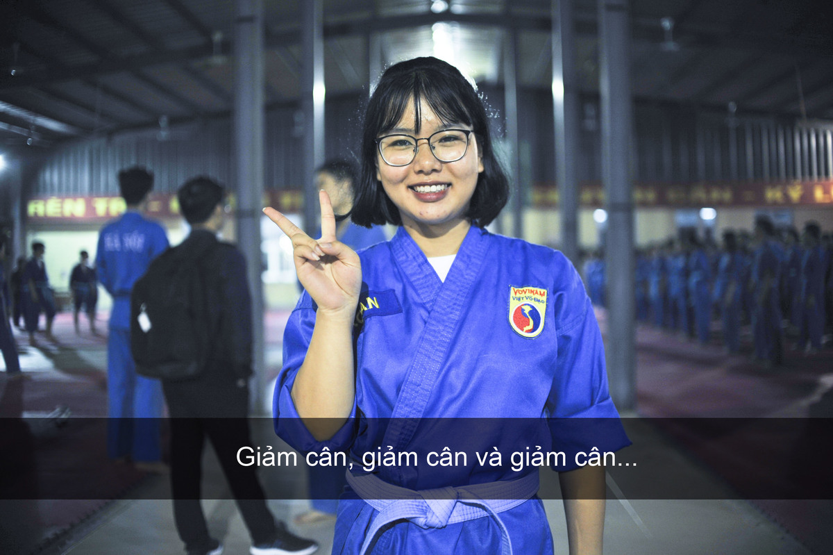 <p> Trần Mai Loan, sinh viên K14 Ngôn ngữ Anh, lại cho biết mục đích duy nhất của bạn ấy khi đến với FVC là để giảm cân. </p>