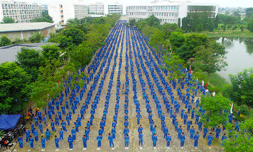 3.000 sinh viên Hà Nội đồng diễn Vovinam từ góc nhìn trên cao