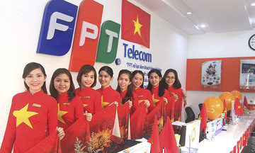 Thứ Hai rực đỏ của quầy giao dịch FPT Telecom toàn quốc