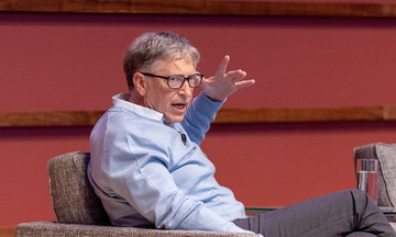 Bill Gates so sánh trí tuệ nhân tạo với vũ khí hạt nhân